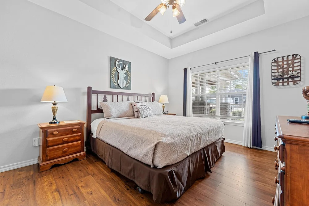 Green Mountain Grand 4 Bedroom Condo by RedAwning