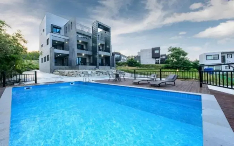 Pohang Good's Pool Villa