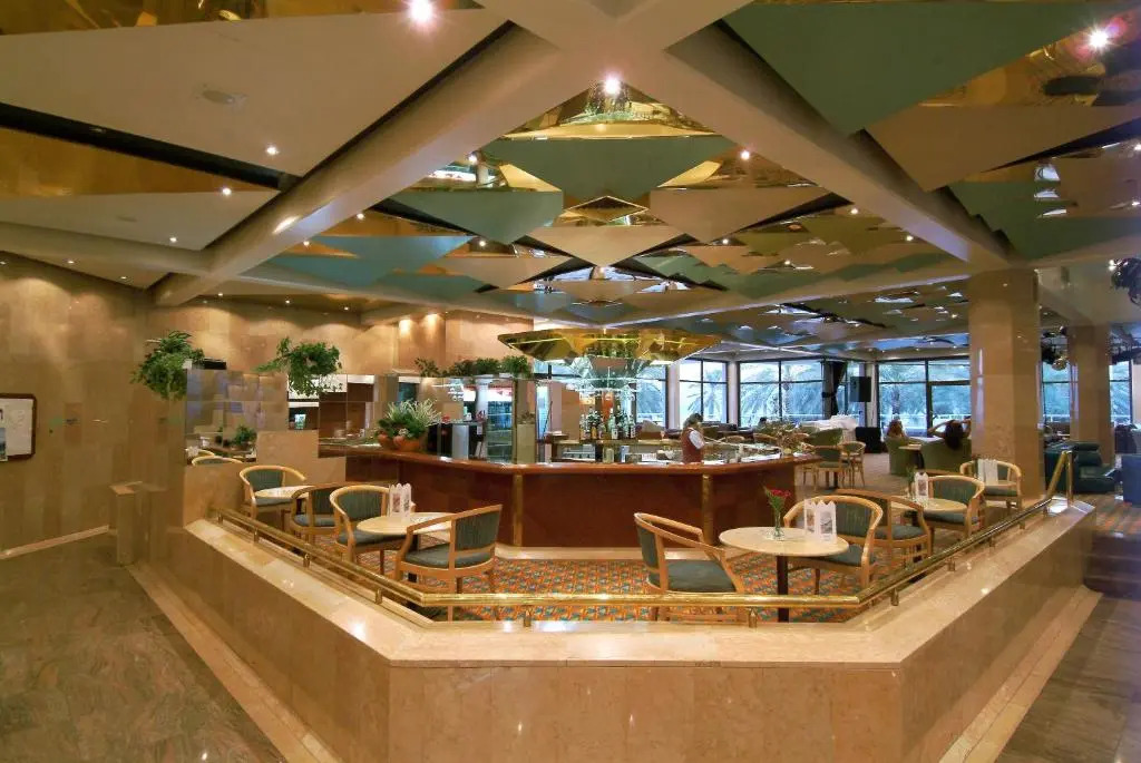 Gai Beach Hotel