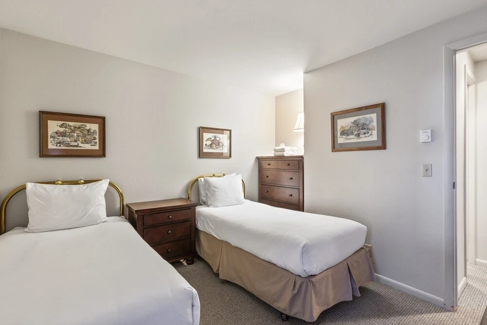 Snow Flower 135 2 Bedroom Condo by RedAwning
