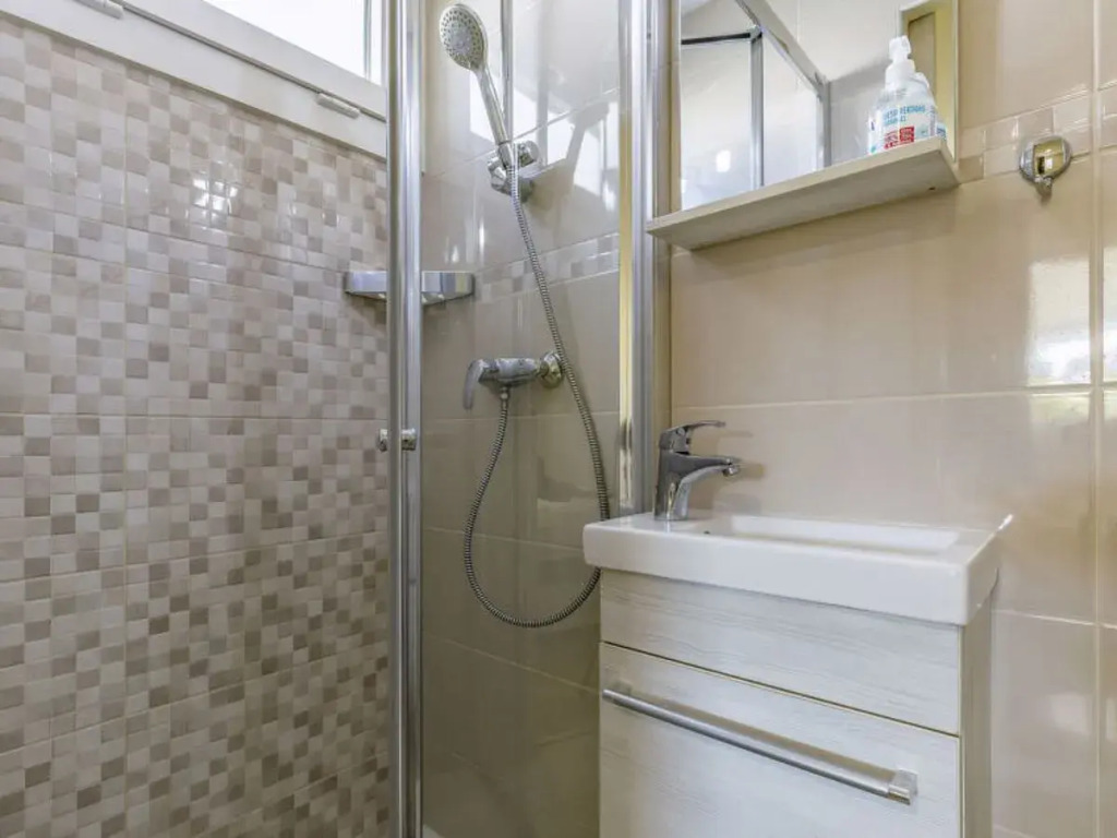 Luxury Premium 17804