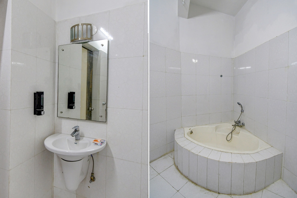 FabHotel Prime Rockstar Suites - Nr Park Circus 7 Point