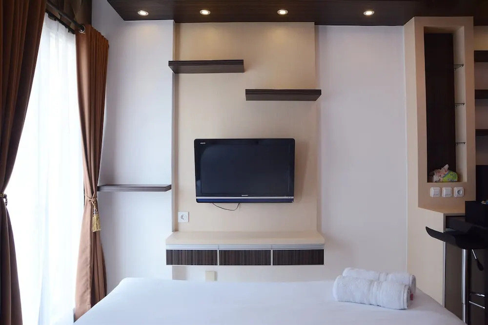 Modern Studio Signature Park Grande Apartment Near Cawang