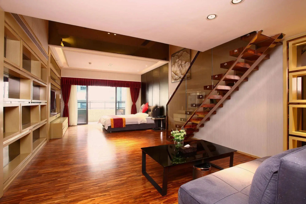 HeeFun Apartment Hotel GZ Poly D Plaza