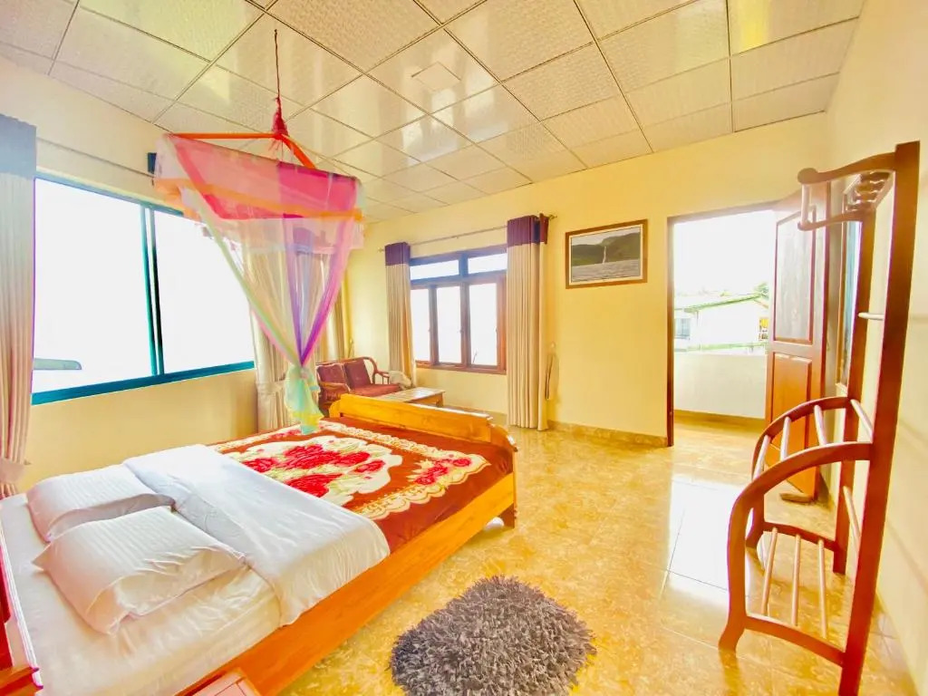 sri lak residence