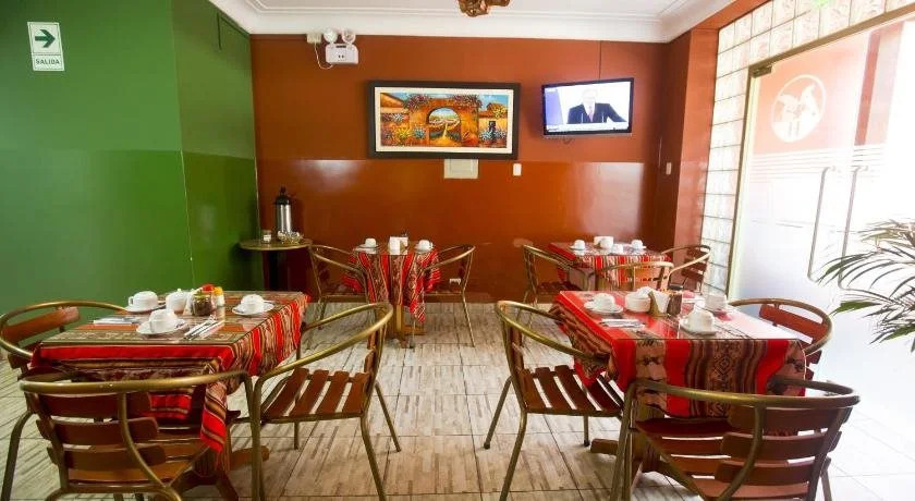 Hotel Tinkus Inn