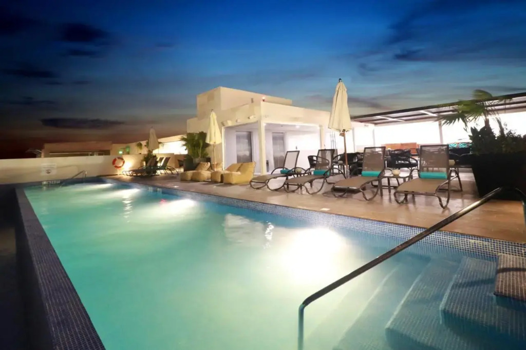Holiday Inn Express & Suites - Playa del Carmen by IHG
