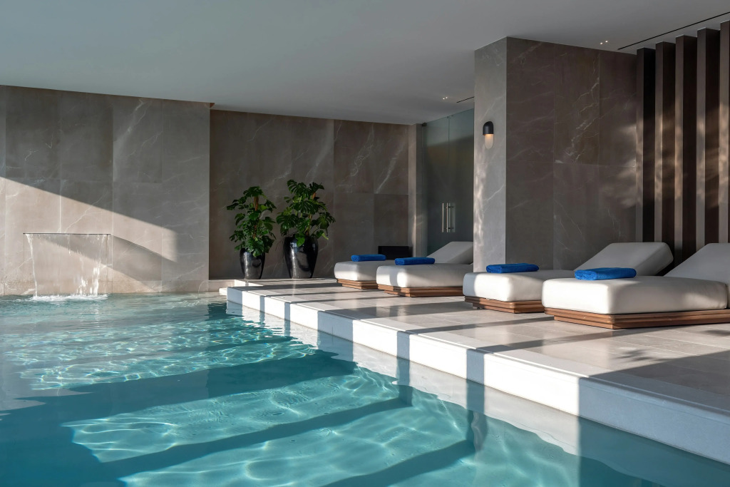 Sandblu Santorini, LXR Hotels & Resorts