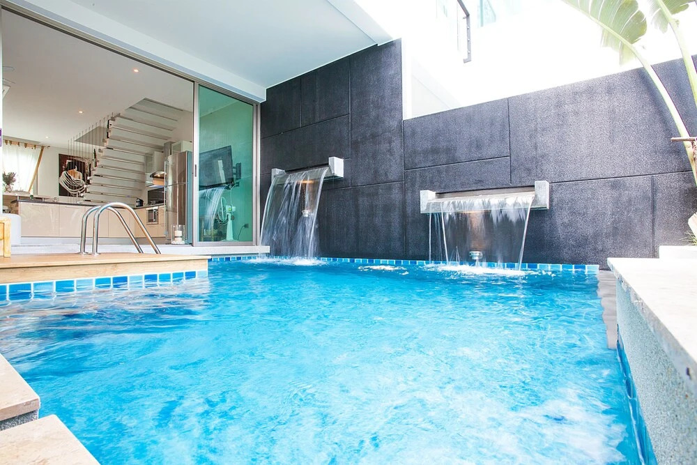 Villa Friendship 7