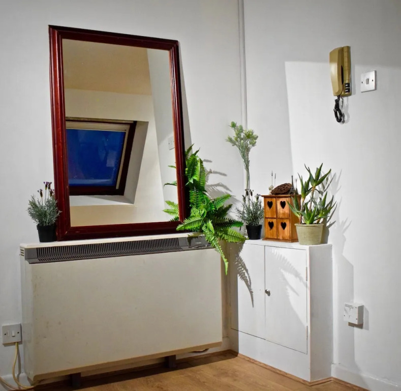 Studio Apartment On St Michaels Court