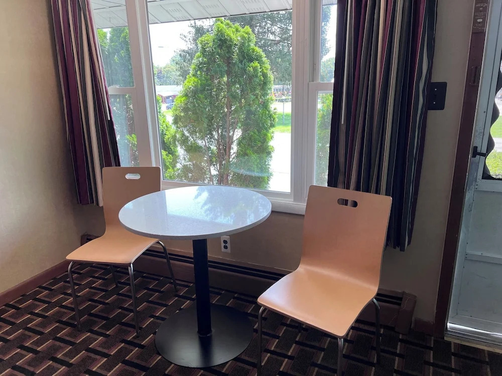 FairBridge Inn Express Milford