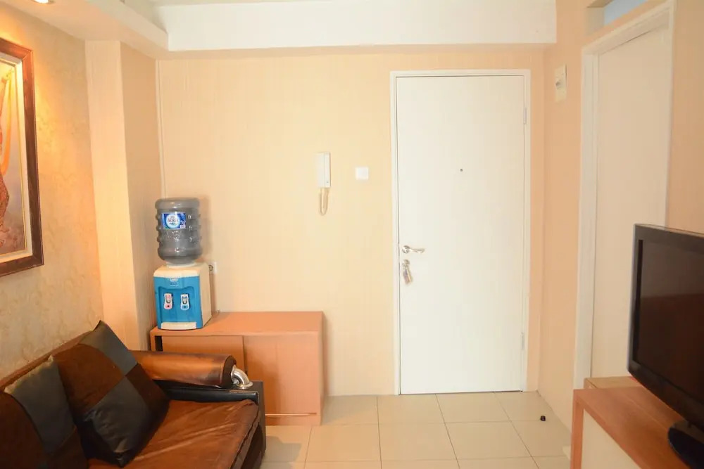 2Br Homey Green Palace Kalibata Apartment