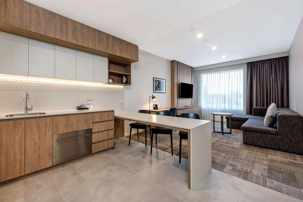 Ingot Hotel