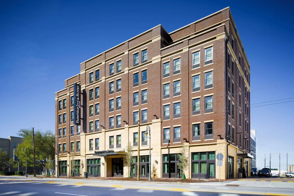 Fairfield Inn & Suites by Marriott Savannah Downtown Historic District