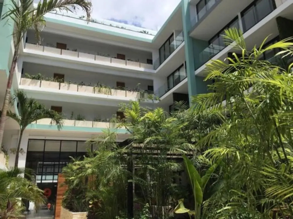 Condo Meni by Villas HK28