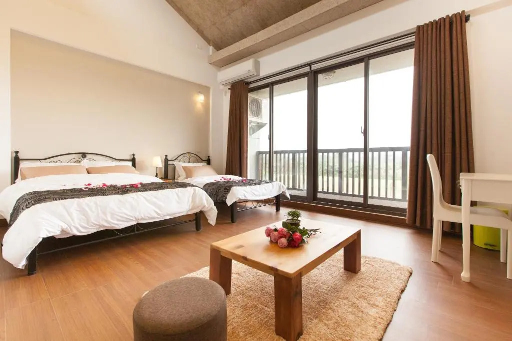 Summer Rocker Villa