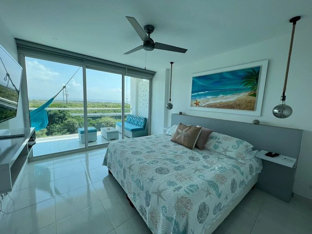 1m3-4 Beachfront Apartment With Air Conditioning And Wifi