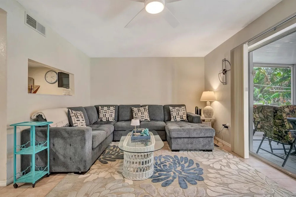 Bermuda Bay Beachside Condo