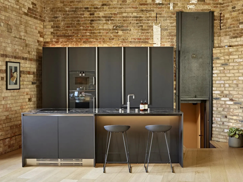 One of a Kind Victorian Luxury Loft in Clerkenwell
