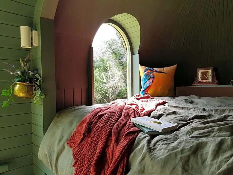 Enniskeen Estate & Forest Spa - Boutique Riverside Glamping Cabins