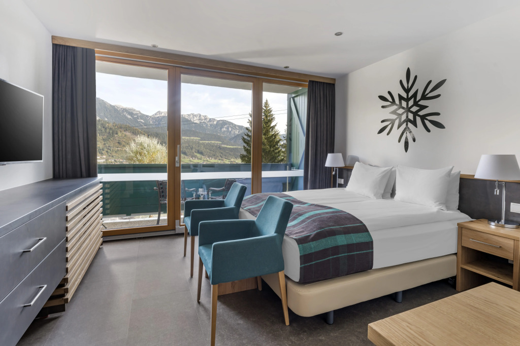 Alpine Club Resort