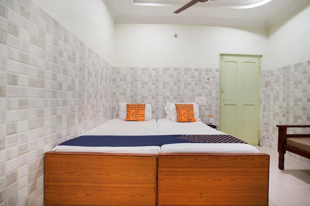 Super Hotel O Sridhar