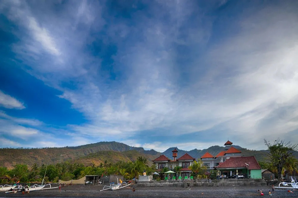 Arya Amed Beach Resort and Dive Center