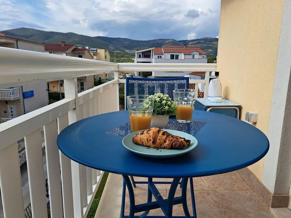 Apartment in Kastel Near the Sea