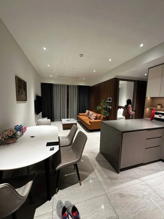 Nice Apartments at Metropole Thu Thiem