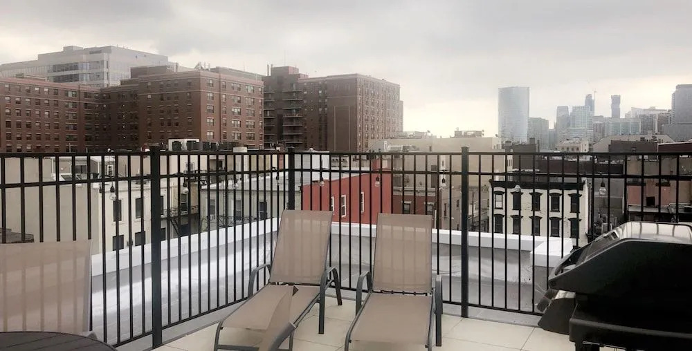 Deedee'S Downtown Hoboken