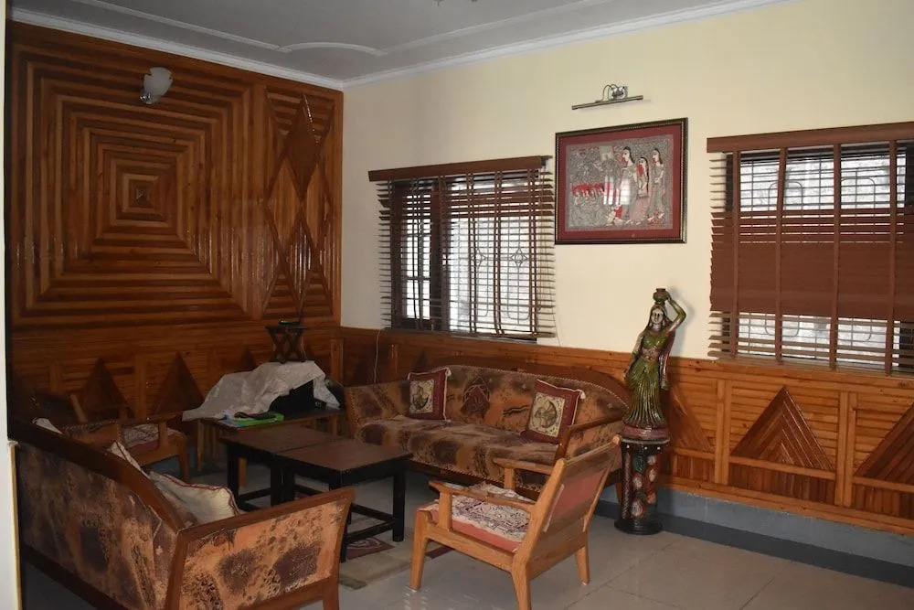 Rewa Retreat