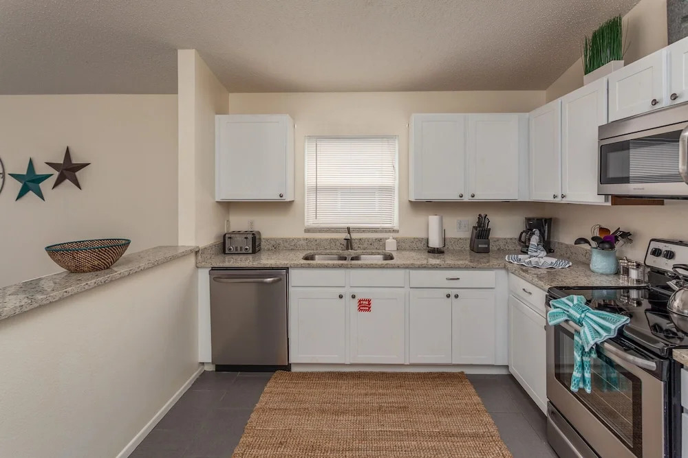 Hampton Lakes-RU961