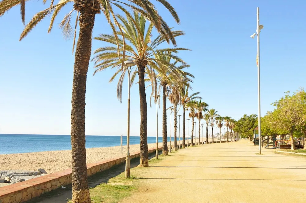 HomeHolidaysRentals Illes