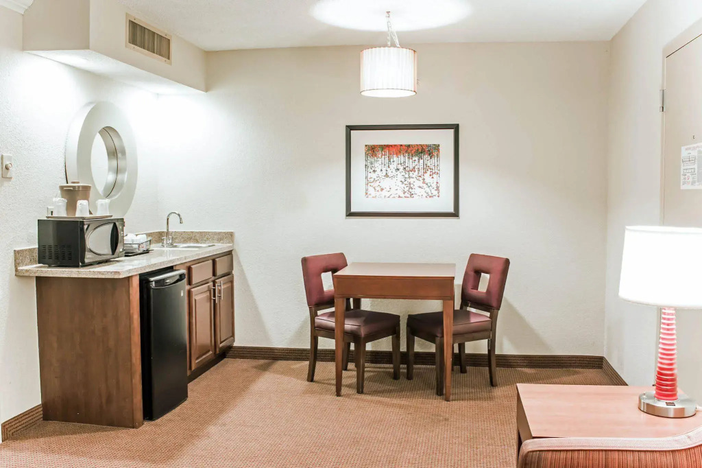 Comfort Inn Fayetteville near Fort Bragg