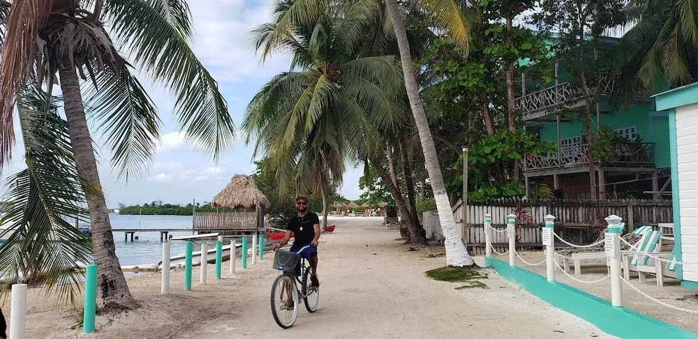 Alayna Ocean Views at The Club Caye Caulker