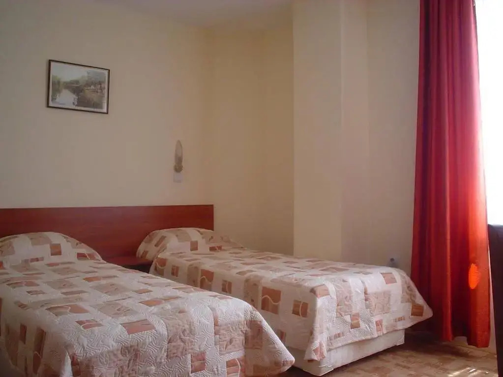 Caprice Family Hotel