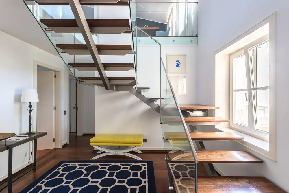ALTIDO Lux Chiado 2-Floor 3-BR Apartment w/Garage