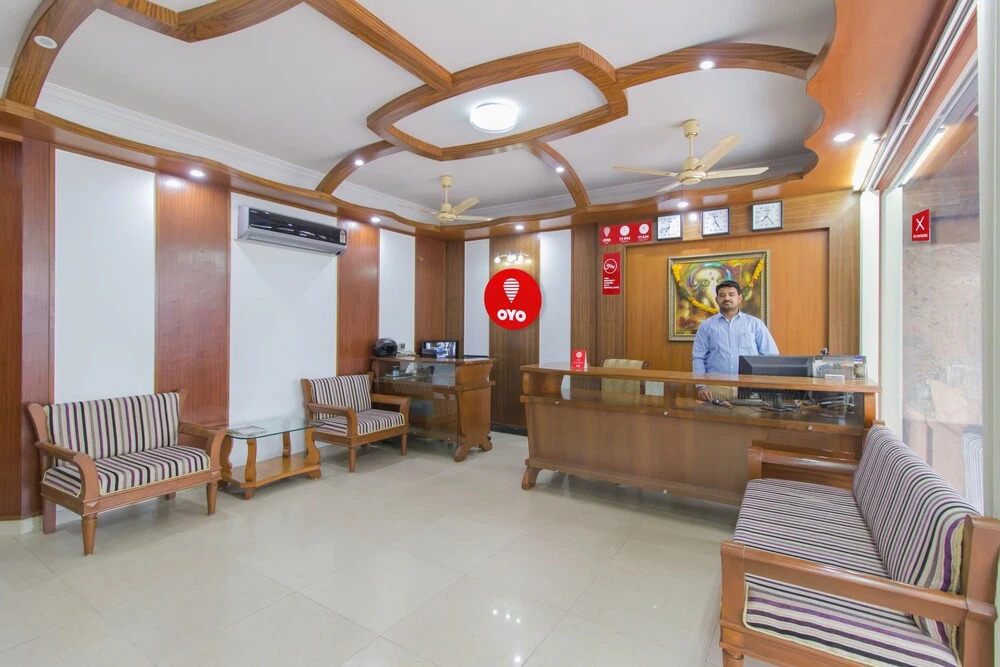OYO 8932 Delight Inn Gachibowli