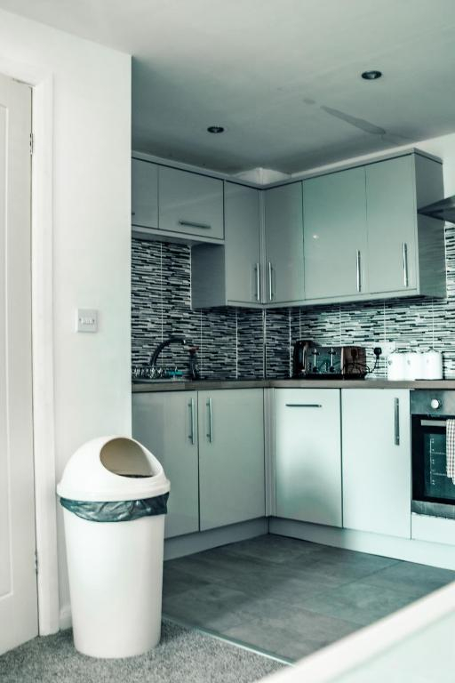 Apartments Dealhouse 4