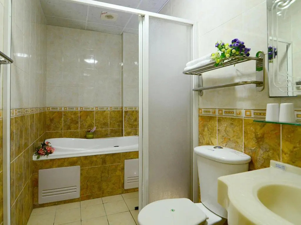 East of Love Homestay