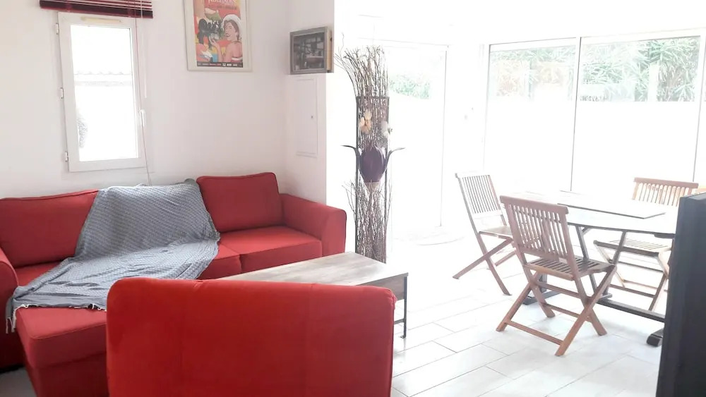 House With 2 Bedrooms in Narbonne, With Enclosed Garden - 250 m From t