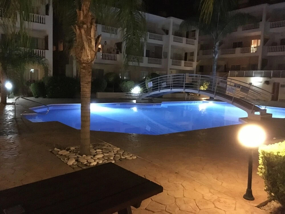 One bedroom apartment at diana gardens