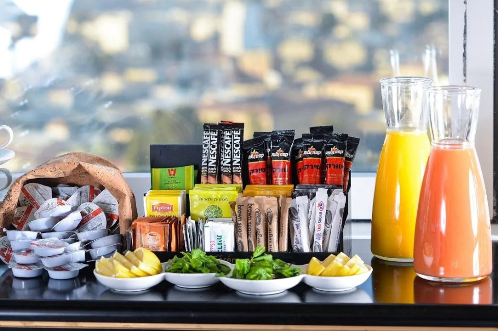 21st Floor Hotel