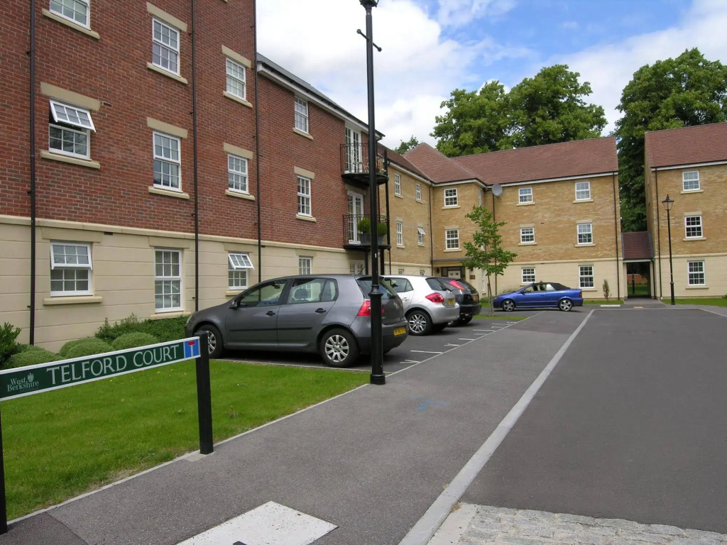 Berkshire Rooms - Newbury
