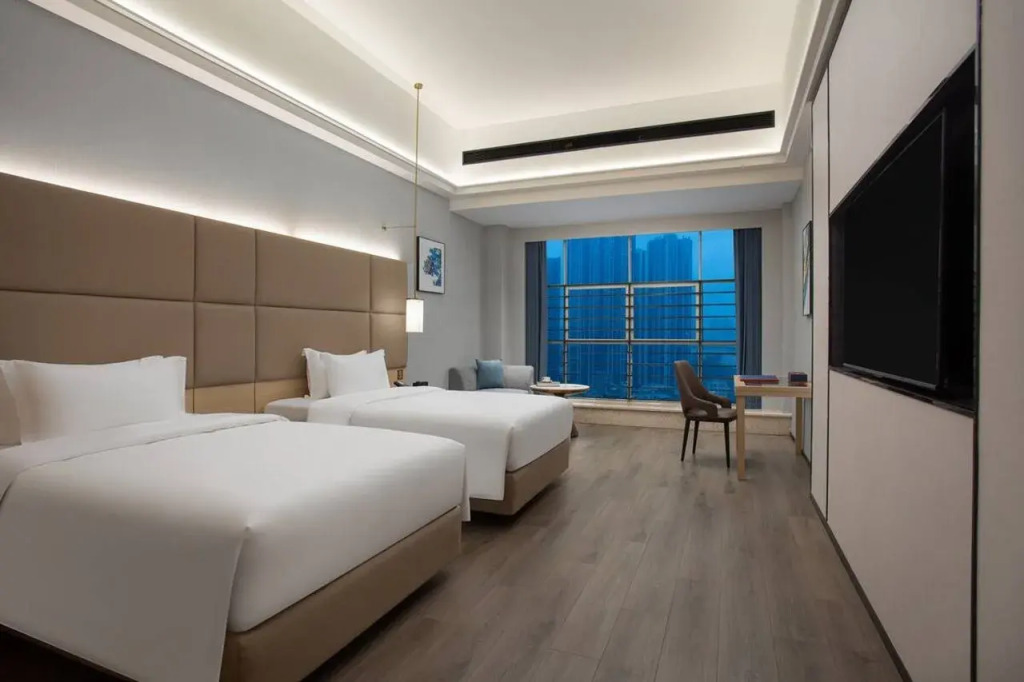 Days Hotel BY Wyndham Shenzhen Sanlian