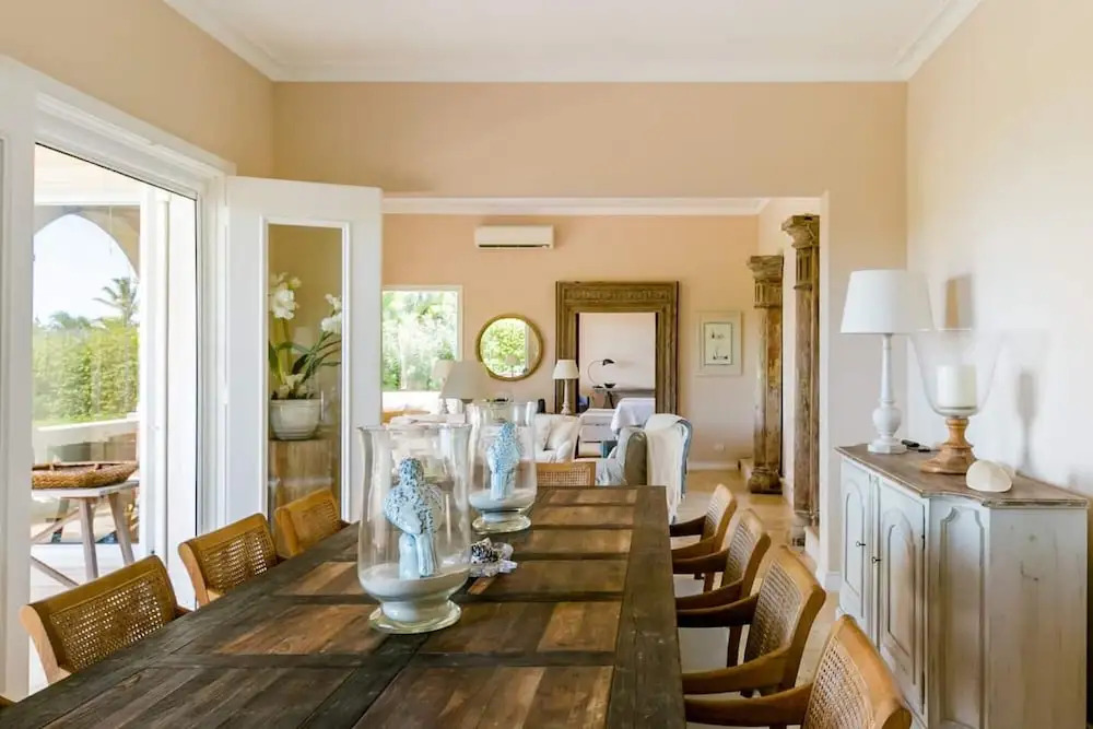 Ocean Font Villa With Direct Access to Beautiful Caribbean sea