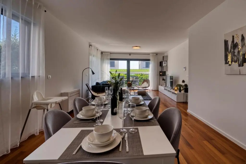 Crystal Holiday Residence