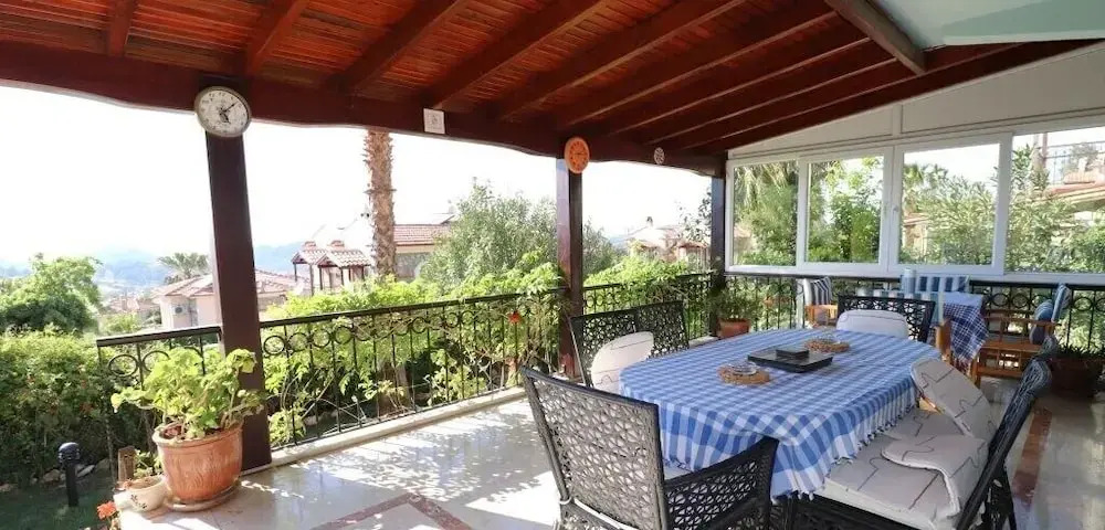 Villa FT07 by JoyLettings