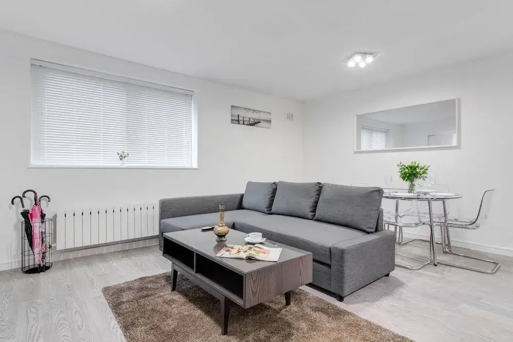 FG Property - Earls Court Cromwell Sherborne II