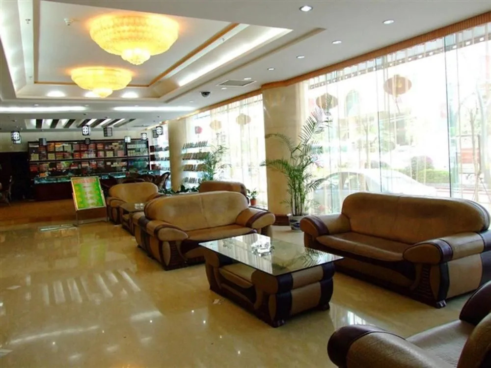 Kunming Jinggu Hotel
